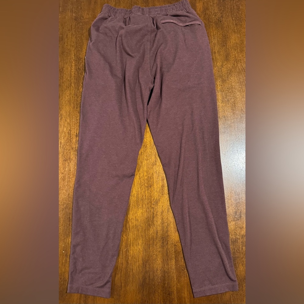 Vuori Men's Ponto Performance Pants in Burgundy - Medium - Picture 8 of 14